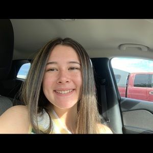 Meet your Posher, Avery